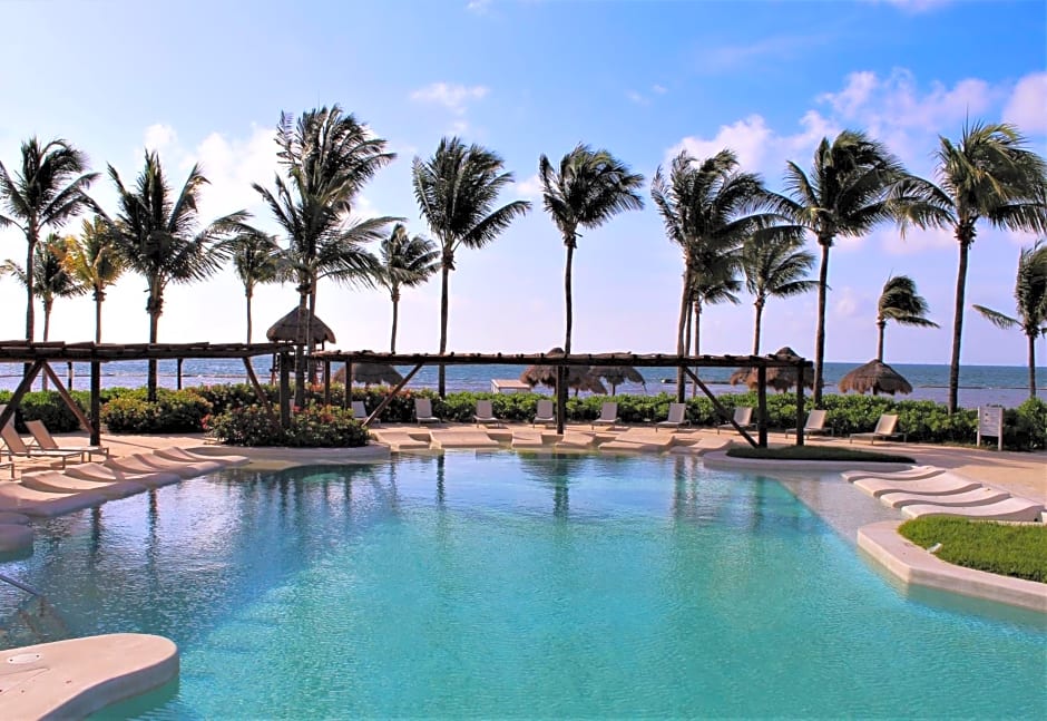 Blue Bay Grand Esmeralda - All Inclusive