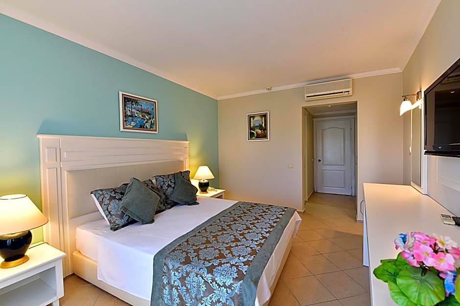 Ayaz Aqua Beach Hotel