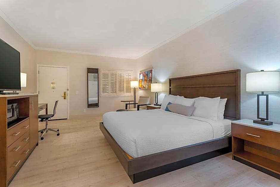 Best Western Plus All Suites Inn