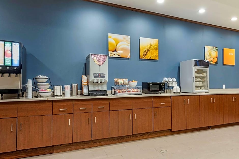 Comfort Inn & Suites Pittsburgh