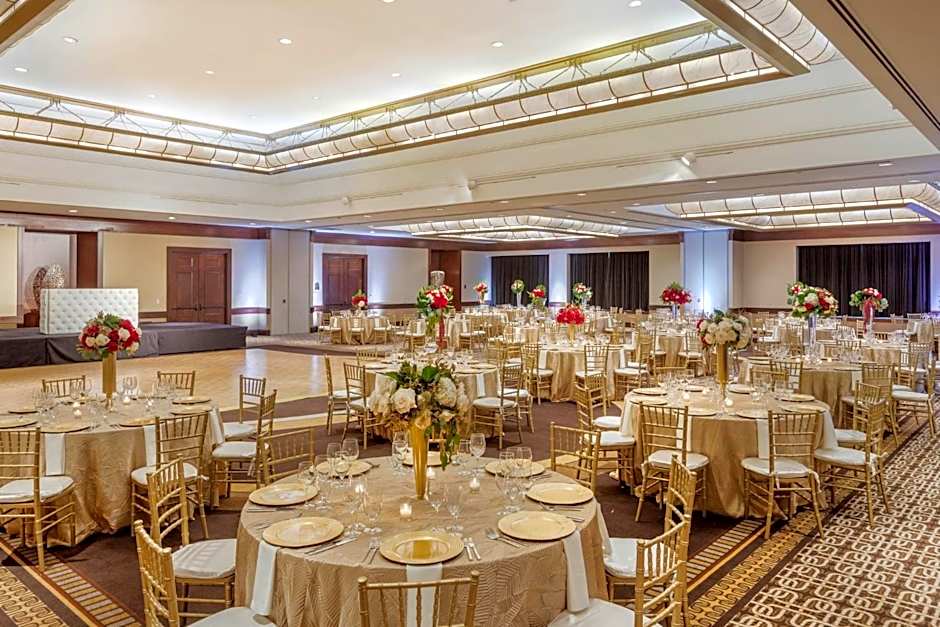 Omni Los Angeles Hotel At California Plaza