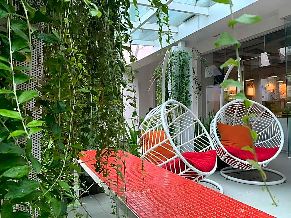 Zuri Express Mangga Dua