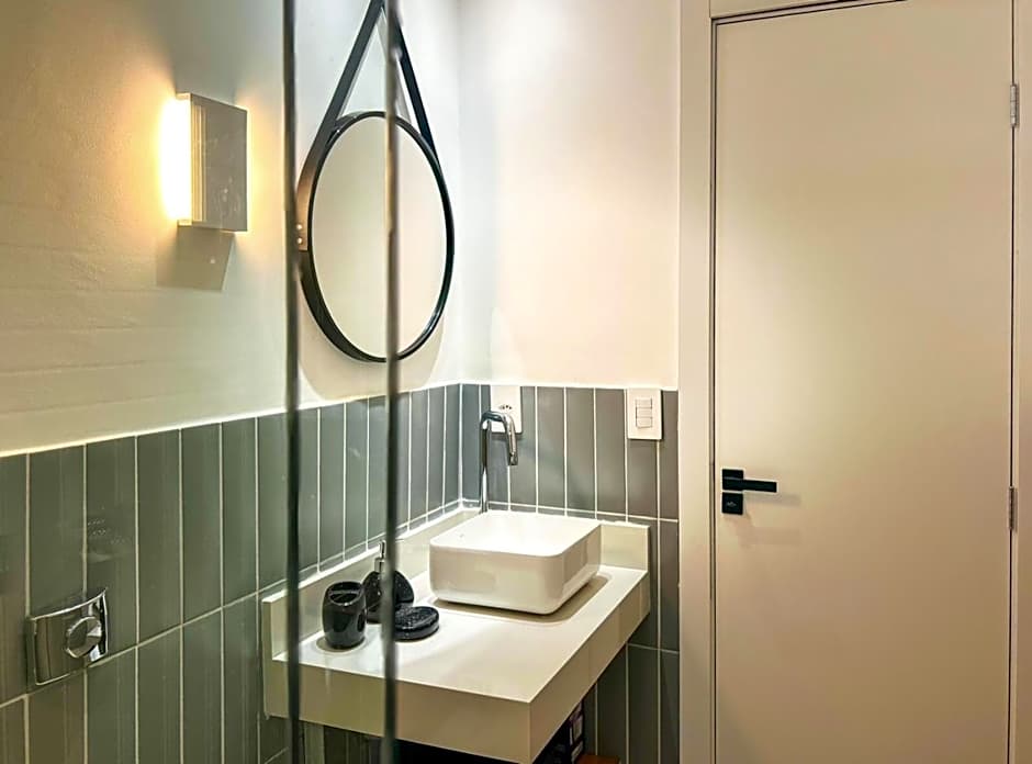 Otimo apto a 350m da praia de Copacabana RJ