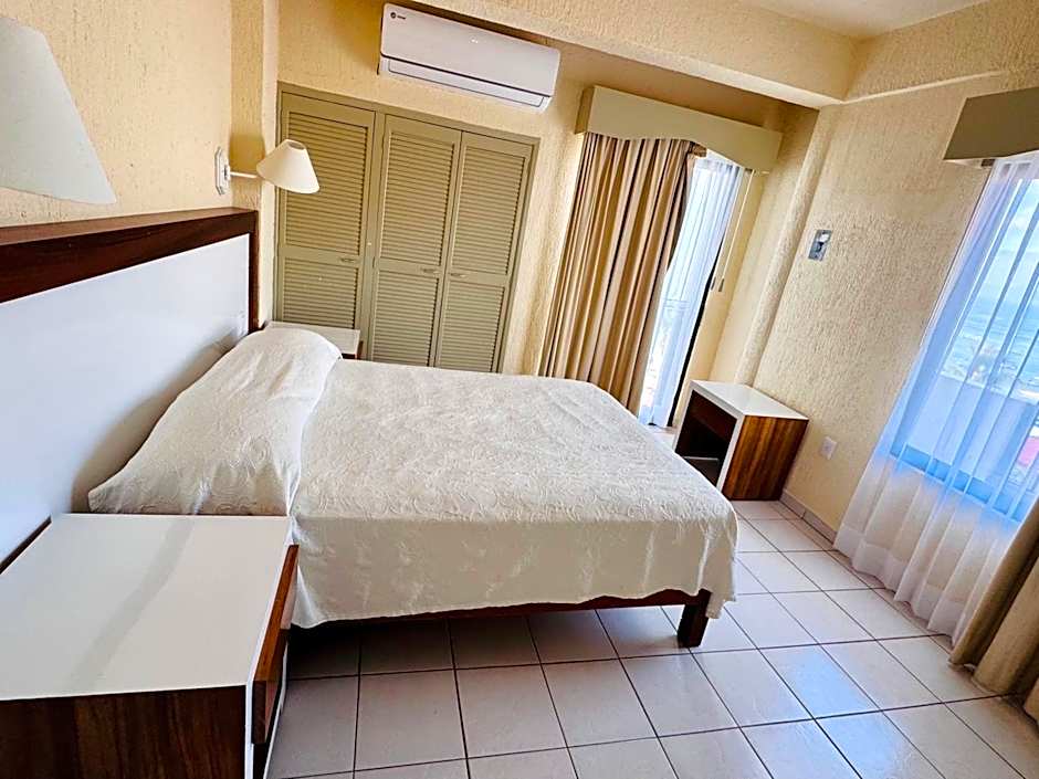 Tropicana Hotel Puerto Vallarta