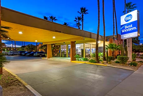 Best Western Royal Sun Inn & Suites