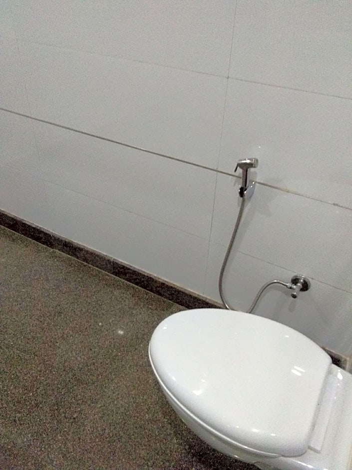 Hotel Mayur by RoomsInc