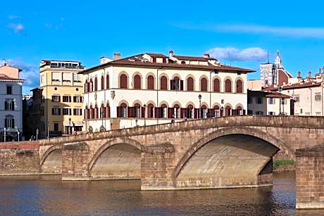 Leone Blu Suites | UNA Esperienze