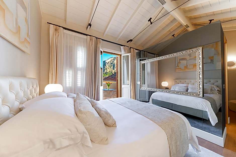Castellano Hotel & Suites