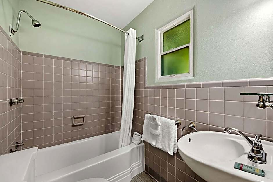 Best Western Route 66 Rail Haven