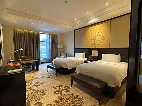Premier Twin Room