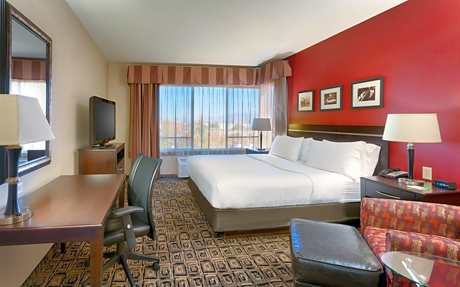 Holiday Inn & Suites Salt Lake City-Airport West By IHG