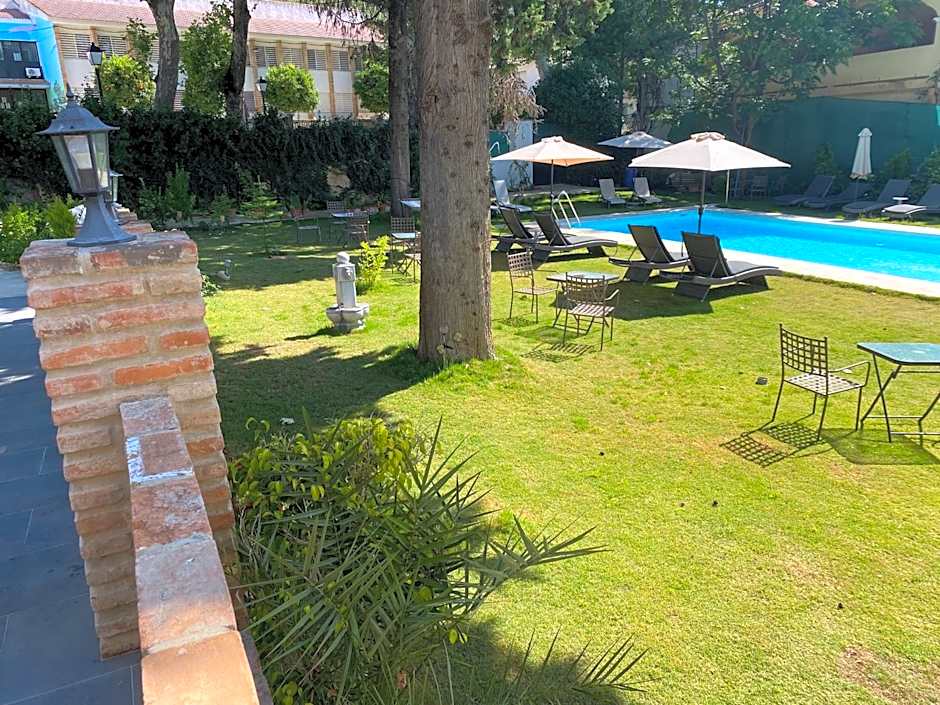 HOTEL LUZ ALMONASTER