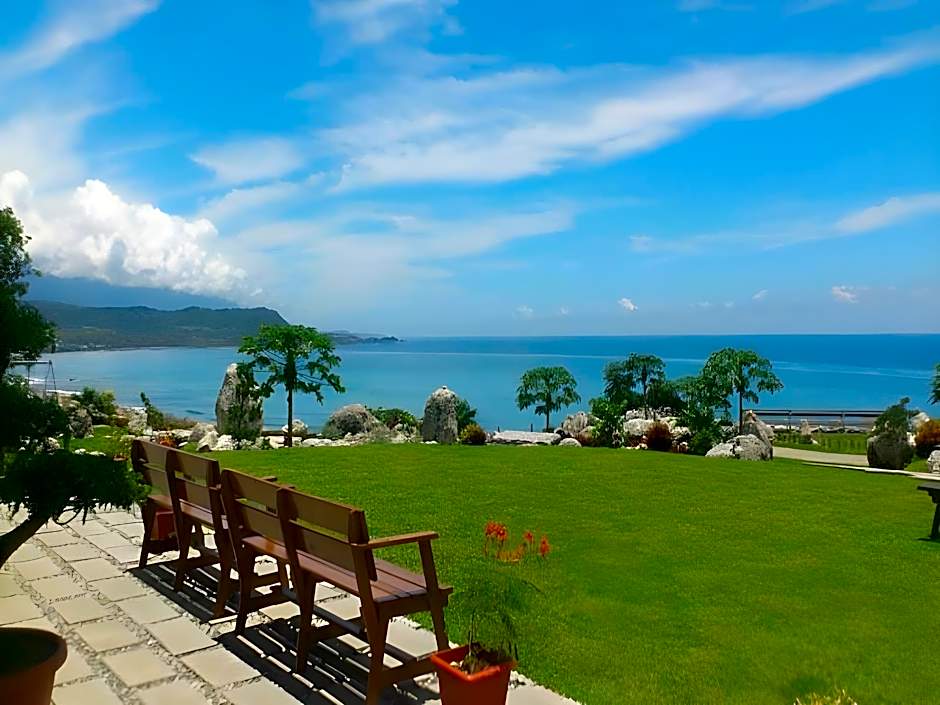 Jen Ti Rainbow House