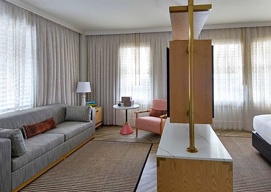 Photo 1 of 7 of 1 Bedroom 1 King Bed with Sofabed Suite, City View, Balcony