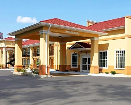 Quality Inn & Suites Greenville I-65