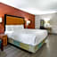 La Quinta Inn & Suites by Wyndham Tampa Bay Airport