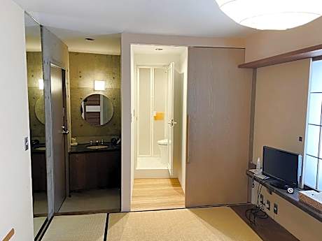 MAIN Building Japanese-Style Room B with Private Shower and Toilet