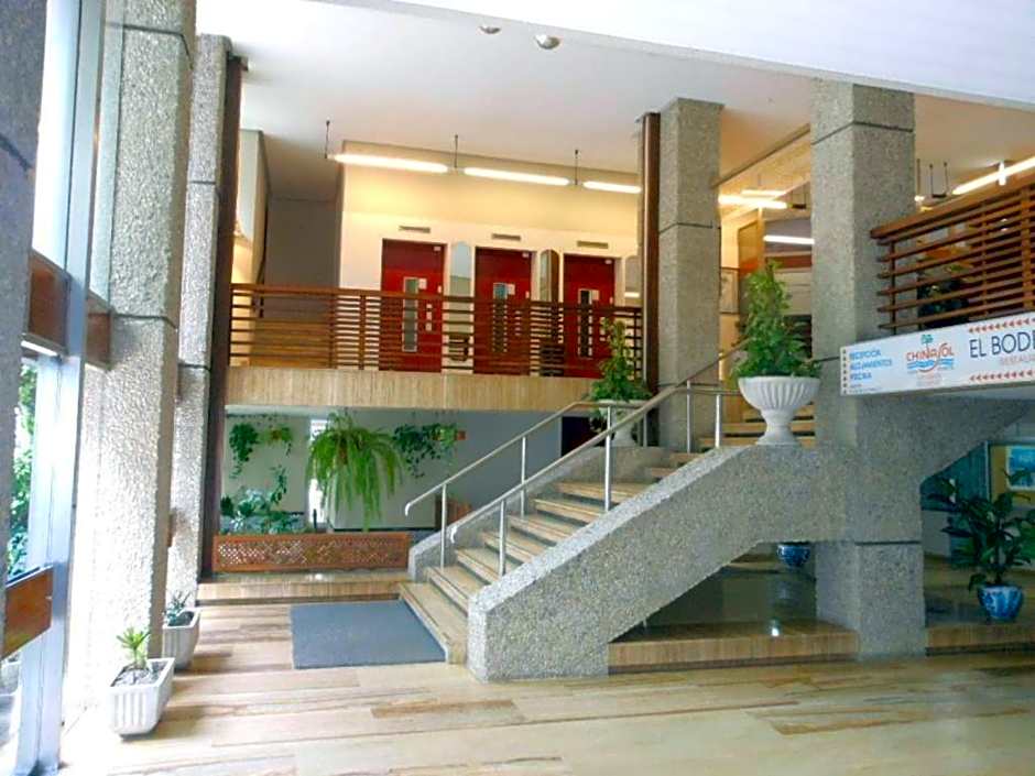 Apartamento 1a linea playa com piscina Almuñécar