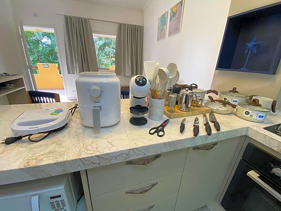 FABULOSO FLAT 225, 2 PISCINAS climatizadas, internet particular 500m Bertioga, Riviera de São Lourenço Flat Duplex inteiro, Adega, cozinha equipada completa serviço de hotelaria, serviço de praia nos finais de semana