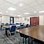 Holiday Inn Express & Suites Perry By IHG