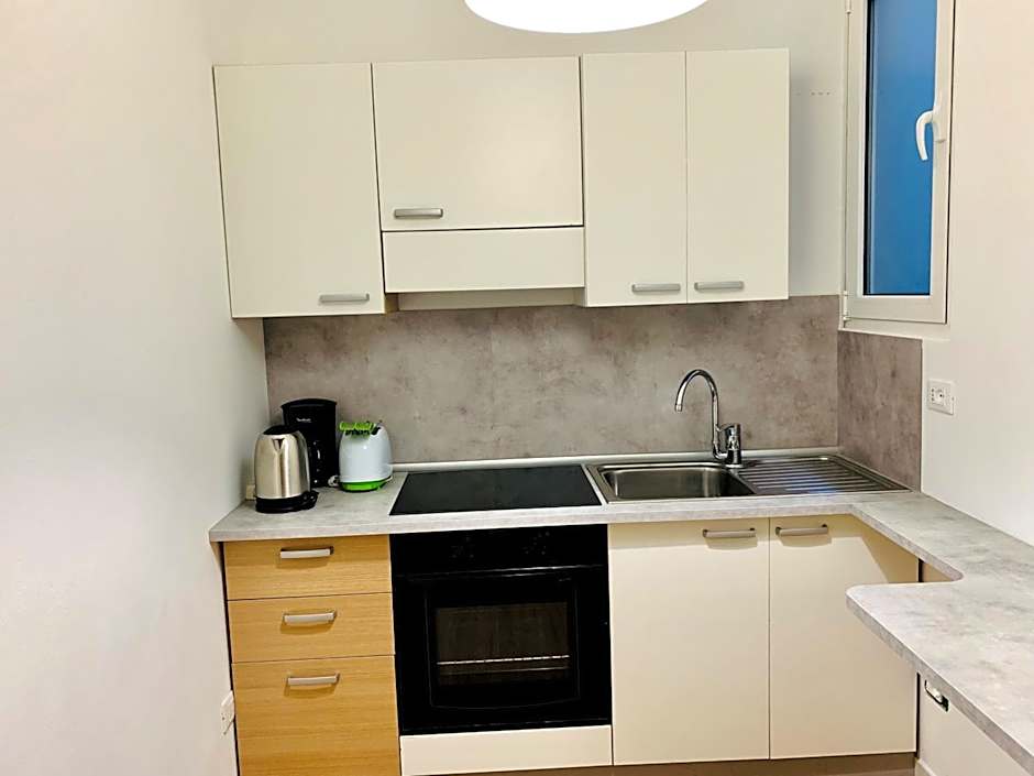 Front Lake Apartment Bardolino