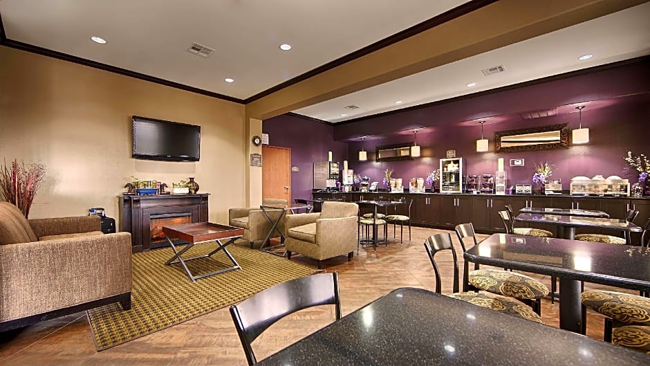 Best Western Giddings Inn & Suites