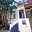 Macaw Guest House