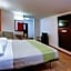 Executive Inn & Suites
