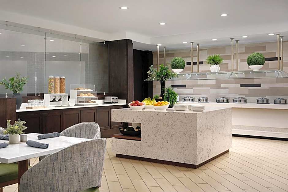Hyatt Regency Suites Atlanta Northwest