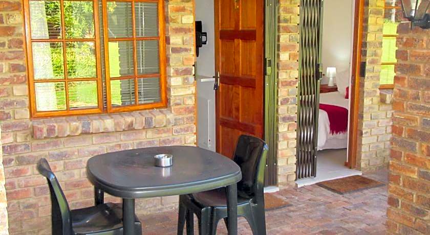 African Footprints Lodge