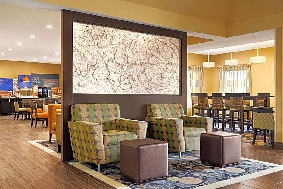 Holiday Inn Express Hotel & Suites Edmond By IHG