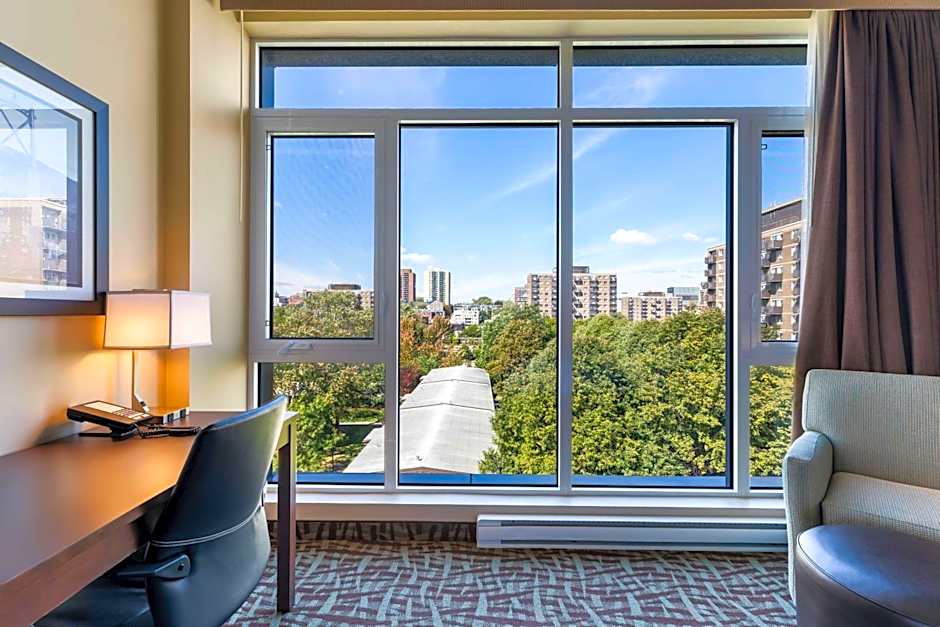 Best Western Plus Hotel Montreal