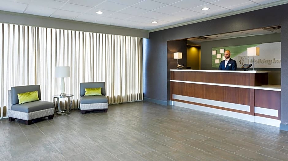 Holiday Inn Cincinnati-Riverfront By IHG