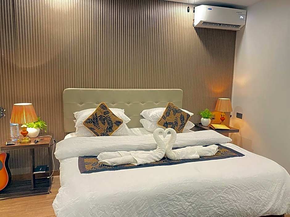 Himeyn Beach Inn - Ocho Homes by Eight Continents