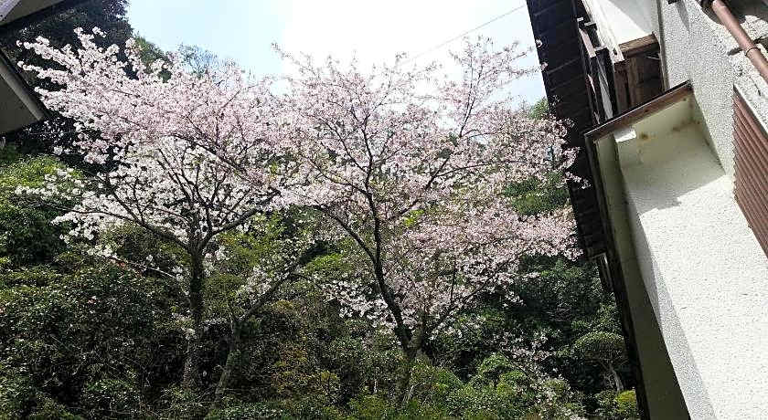 Tsukimotoya Ryokan