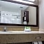 Holiday Inn Express Naples Downtown 5th Avenue By IHG