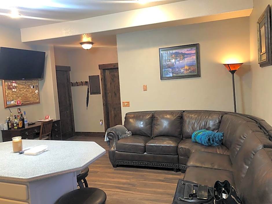 Zion Cliff Lodge
