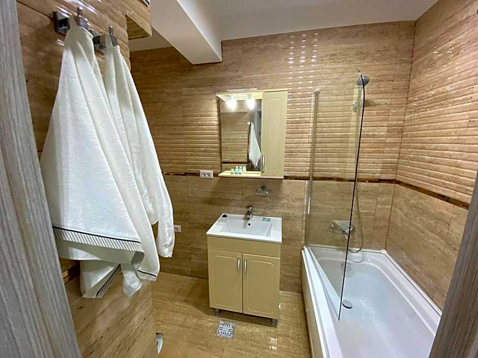 Morii Lake Apartaments & Studios