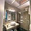 LUCUS Exclusive Bed and Breakfast