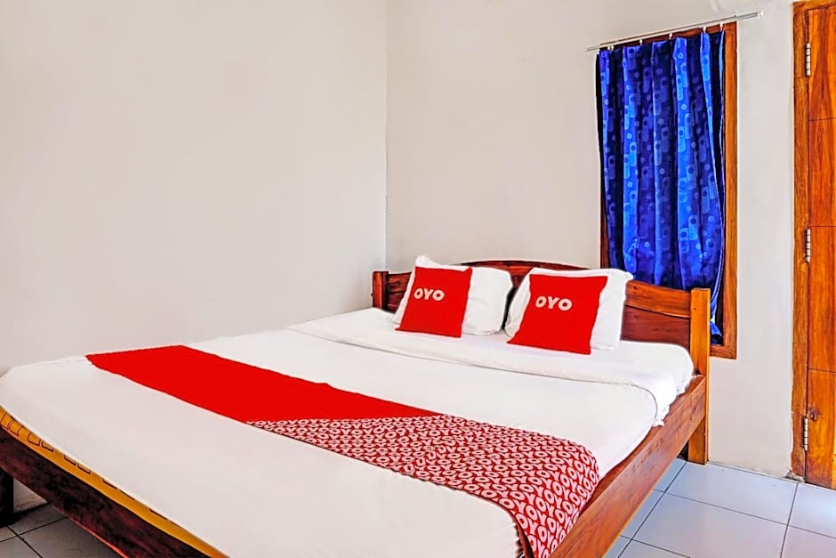 OYO Life 92021 Dua Putra Homestay Klayar