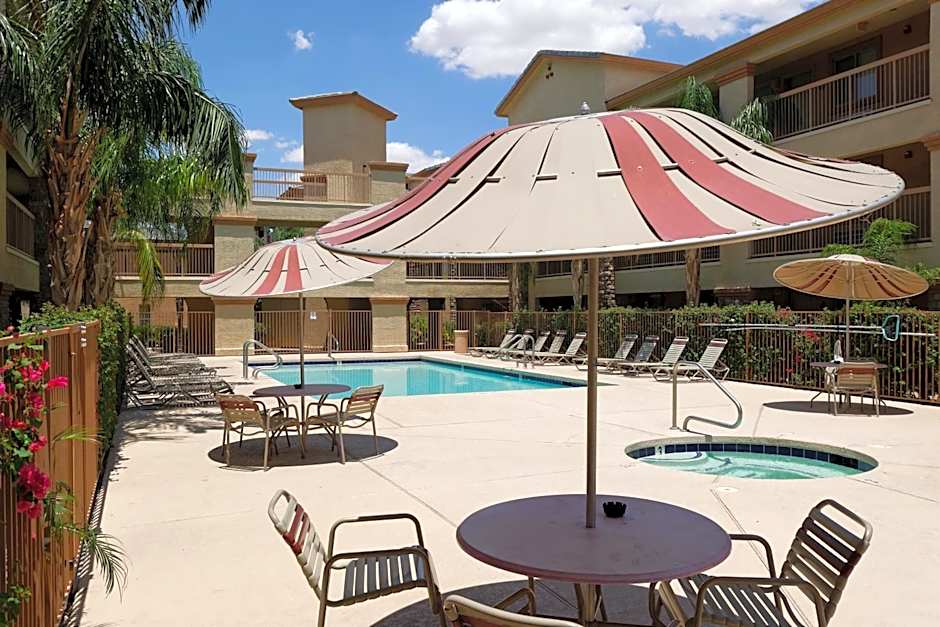 Siegel Select Casa Grande