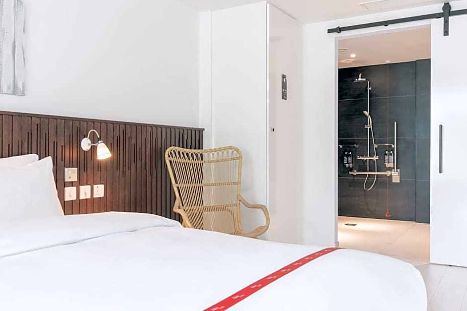 Ruby Zoe Hotel London
