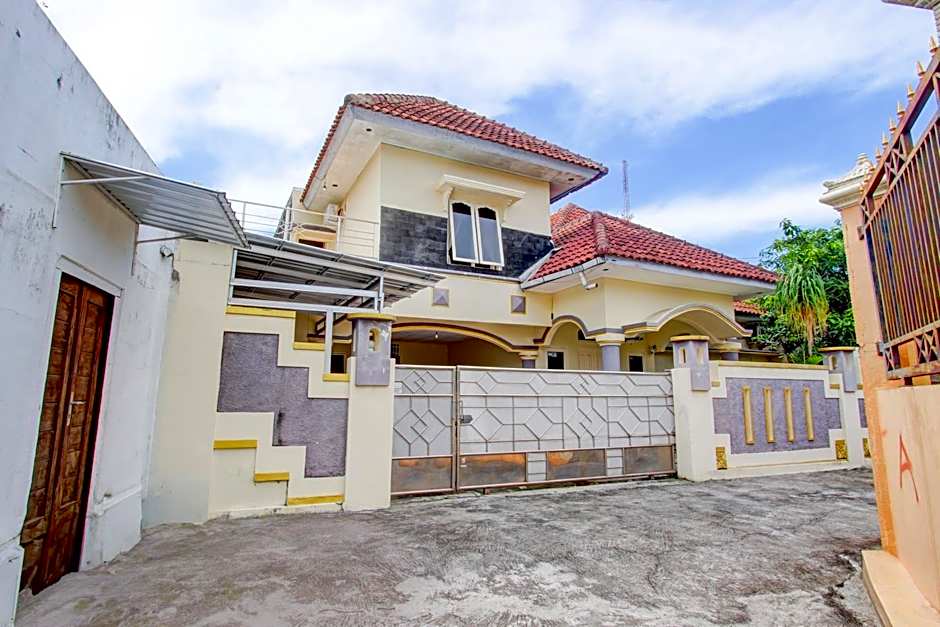 Hotel O Kenzie Bunkbed Syariah