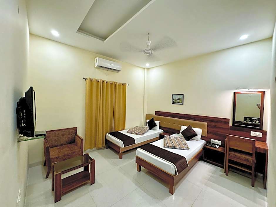 Hotel Sarovar Regency