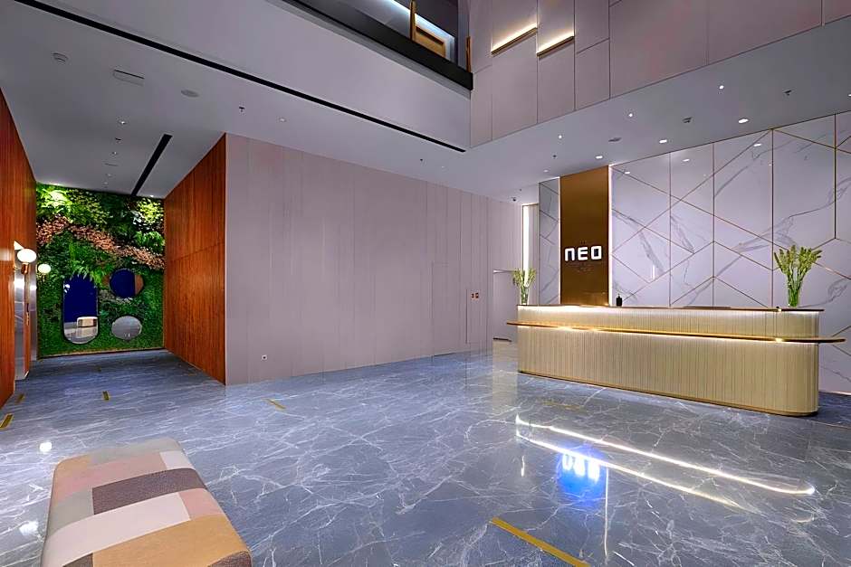 Neo Hotel Puri Indah