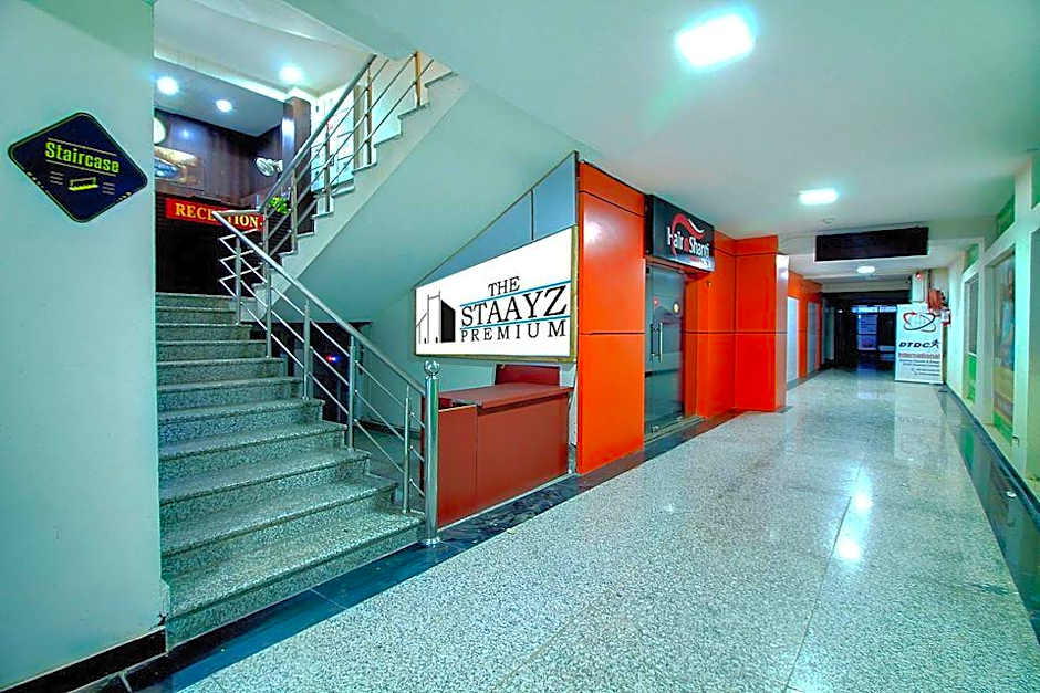 Hotel Staayz Premium