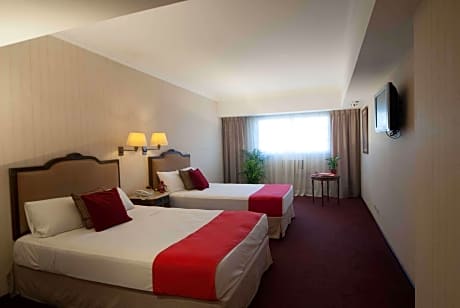 Standard - 2 double beds