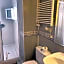 GRAN VIA VALVERDE Apartaments & ROOMS PARKING