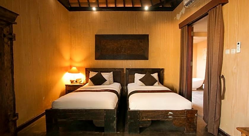 Gino Feruci Villa Ubud