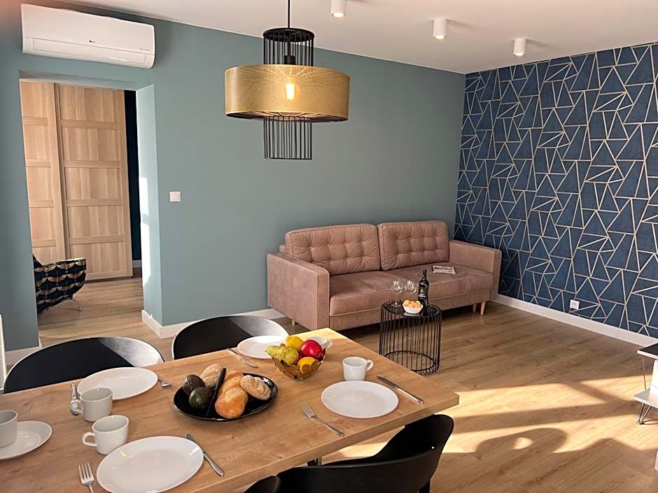 Home & Travel Apartamenty w centrum Łodzi - Piotrkowska - Klimatyzacja - Parking - Manufaktura - OFF Piotrkowska - EC1 - ATLAS Arena - Orientarium - Monopolis